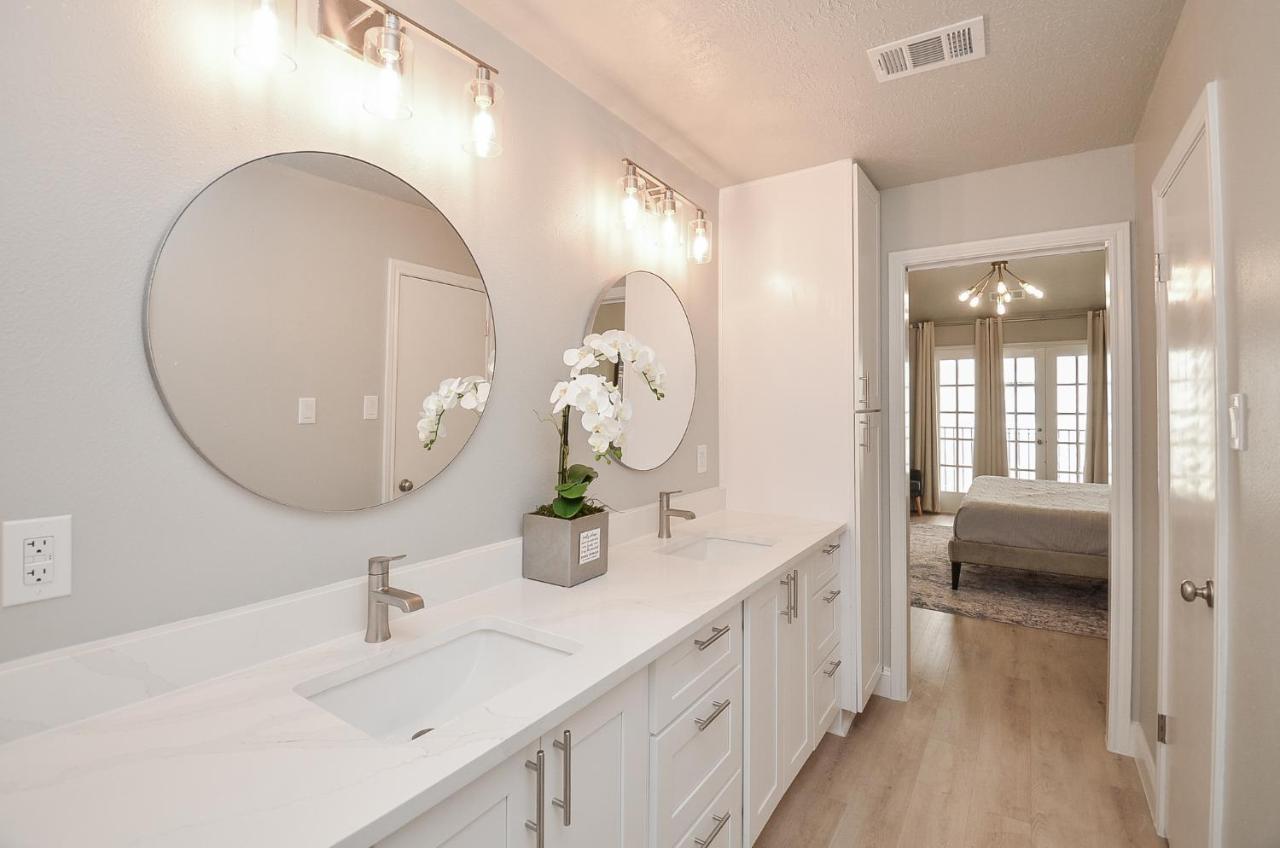 Metro Family Getaway 3 Bedroom 3 Bathroom Хюстън Екстериор снимка